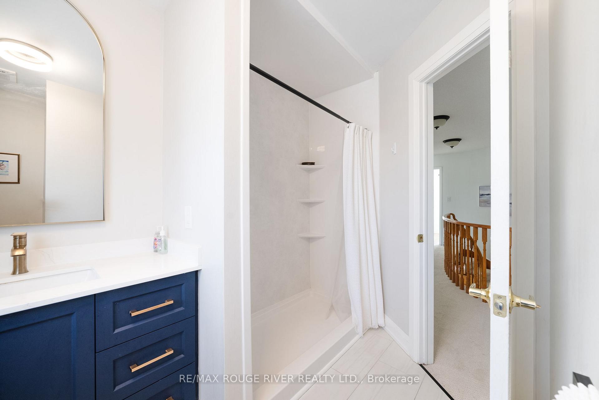 Photo 12 of 759 Aspen Road, Pickering, Amberlea — HOMEH