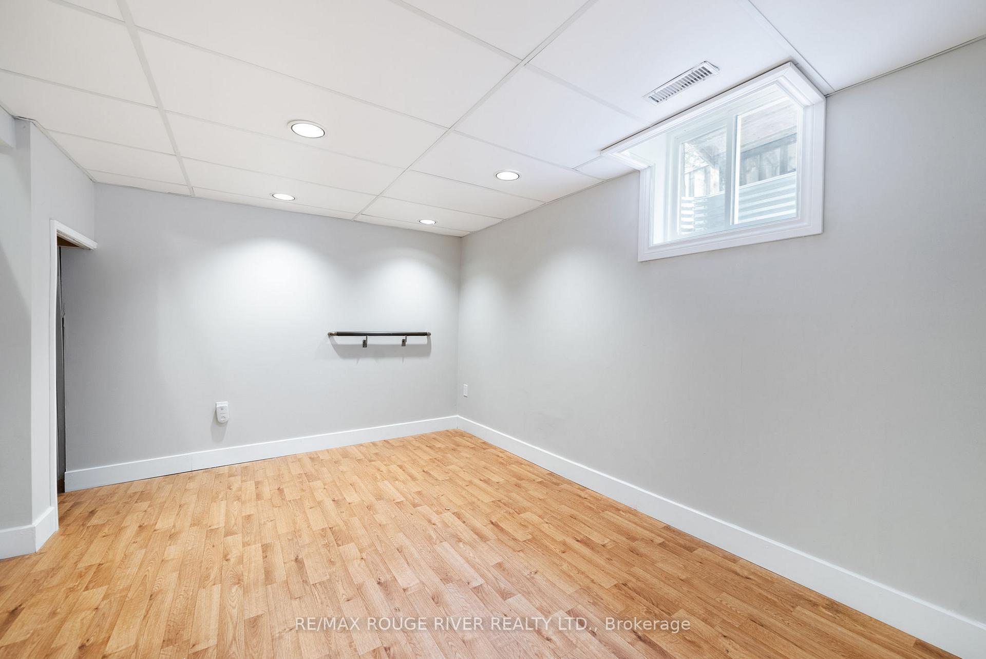Photo 13 of 759 Aspen Road, Pickering, Amberlea — HOMEH
