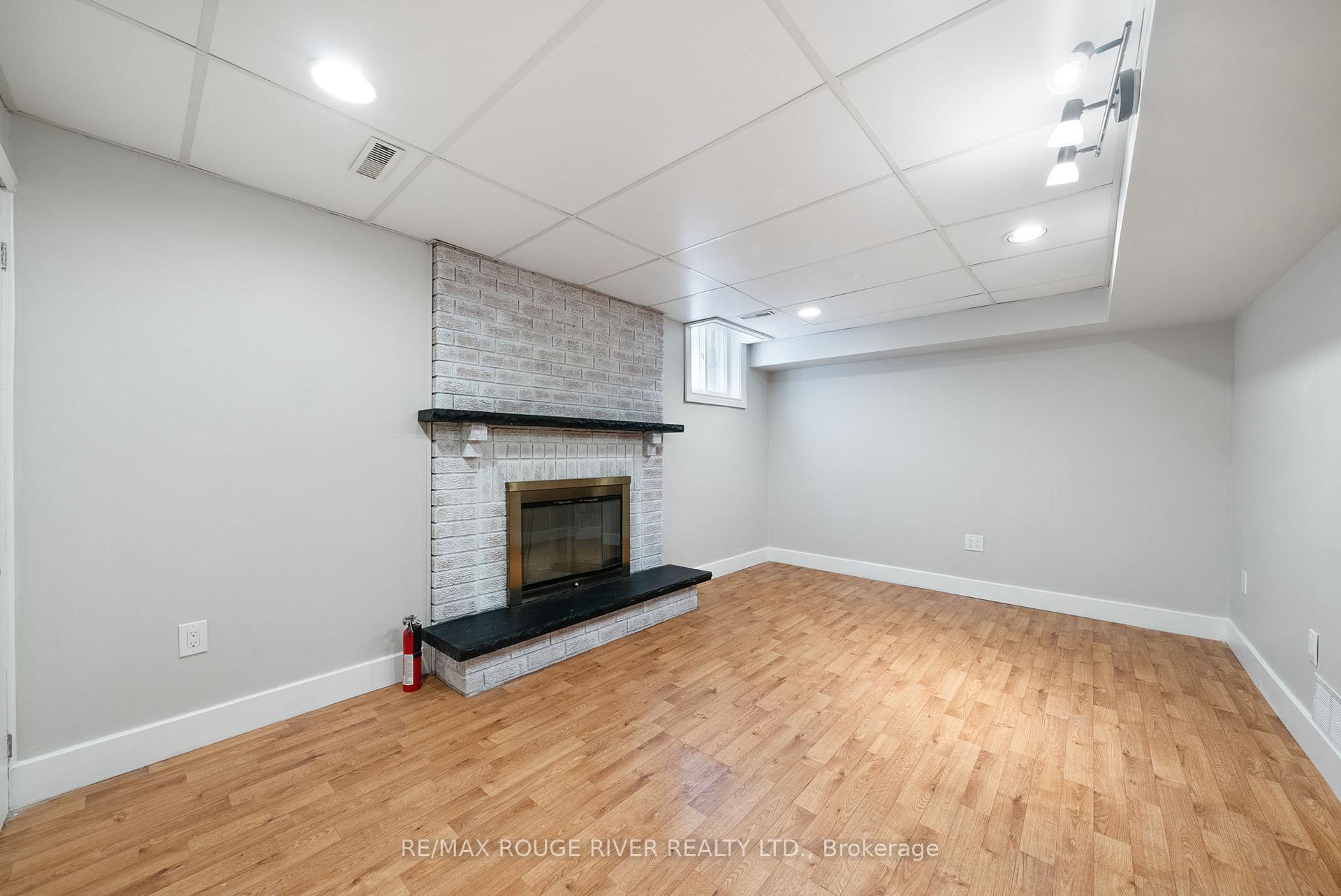 Photo 19 of 759 Aspen Road, Pickering, Amberlea — HOMEH