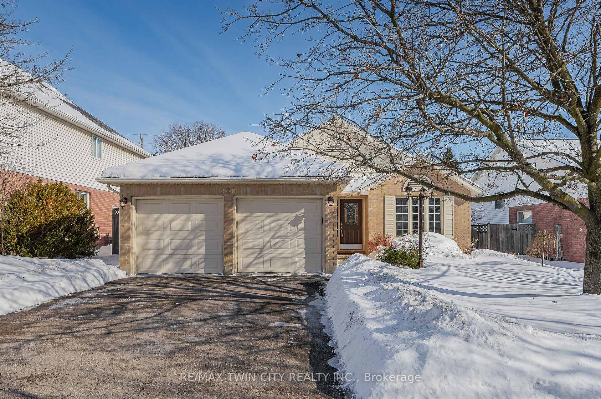 Photo 1 of 428 Timbercroft Crescent, Waterloo, Laurelwood — HOMEH