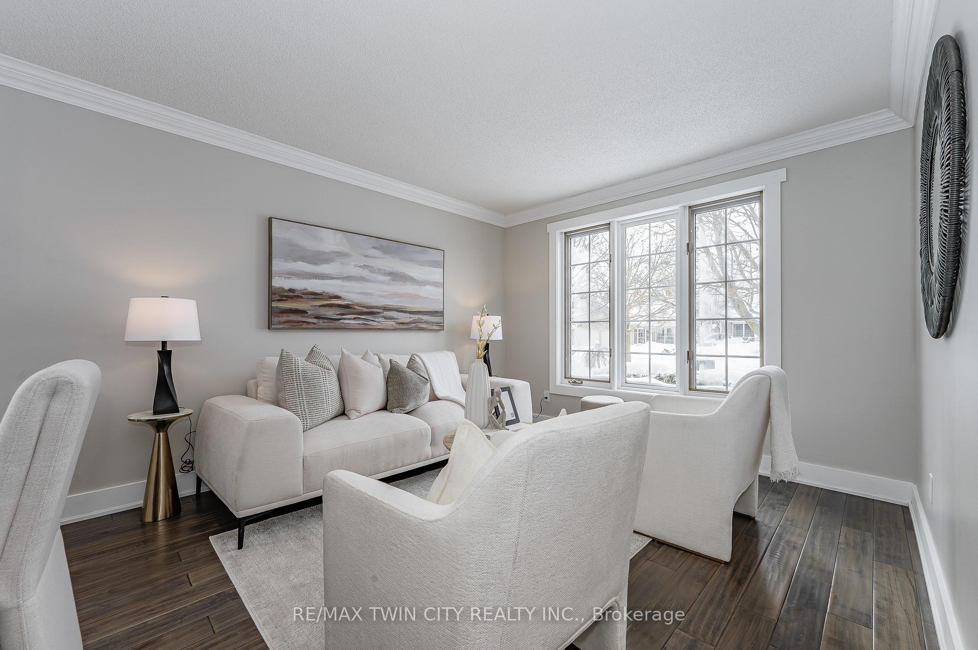 Photo 3 of 428 Timbercroft Crescent, Waterloo, Laurelwood — HOMEH