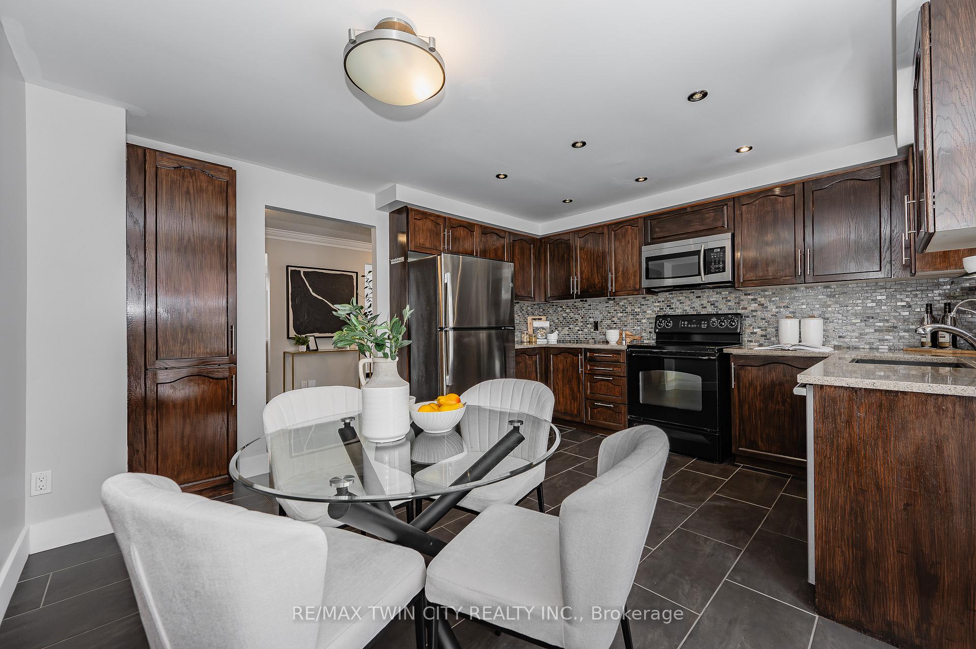 Photo 22 of 428 Timbercroft Crescent, Waterloo, Laurelwood — HOMEH