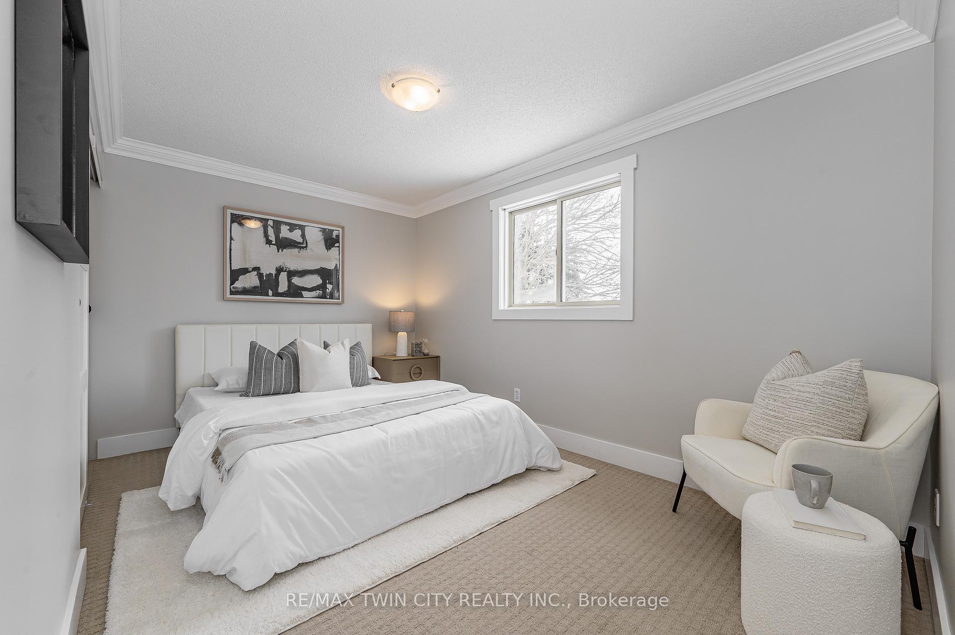Photo 39 of 428 Timbercroft Crescent, Waterloo, Laurelwood — HOMEH