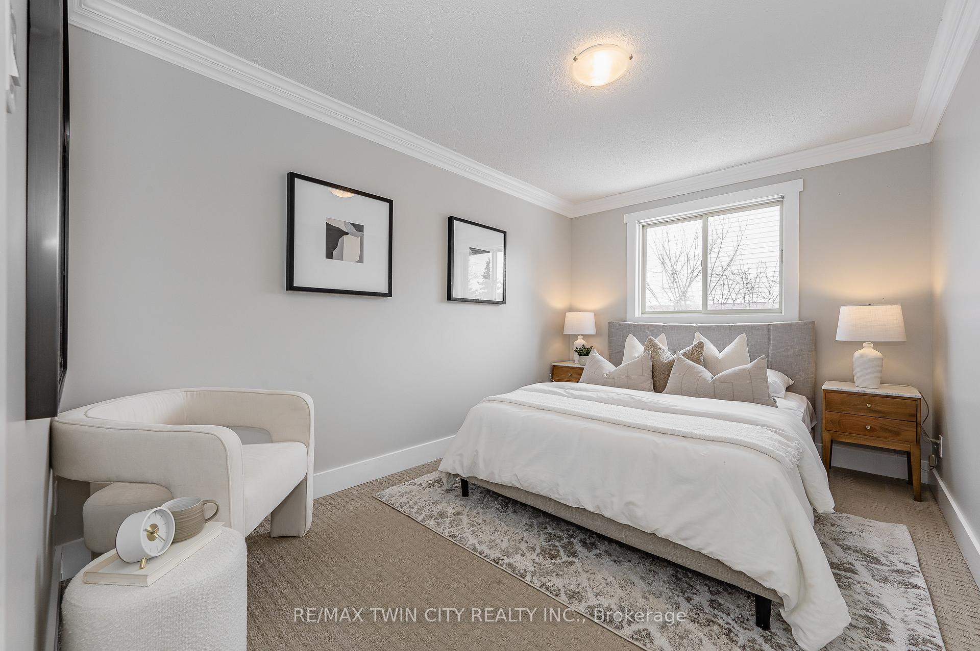Photo 23 of 428 Timbercroft Crescent, Waterloo, Laurelwood — HOMEH