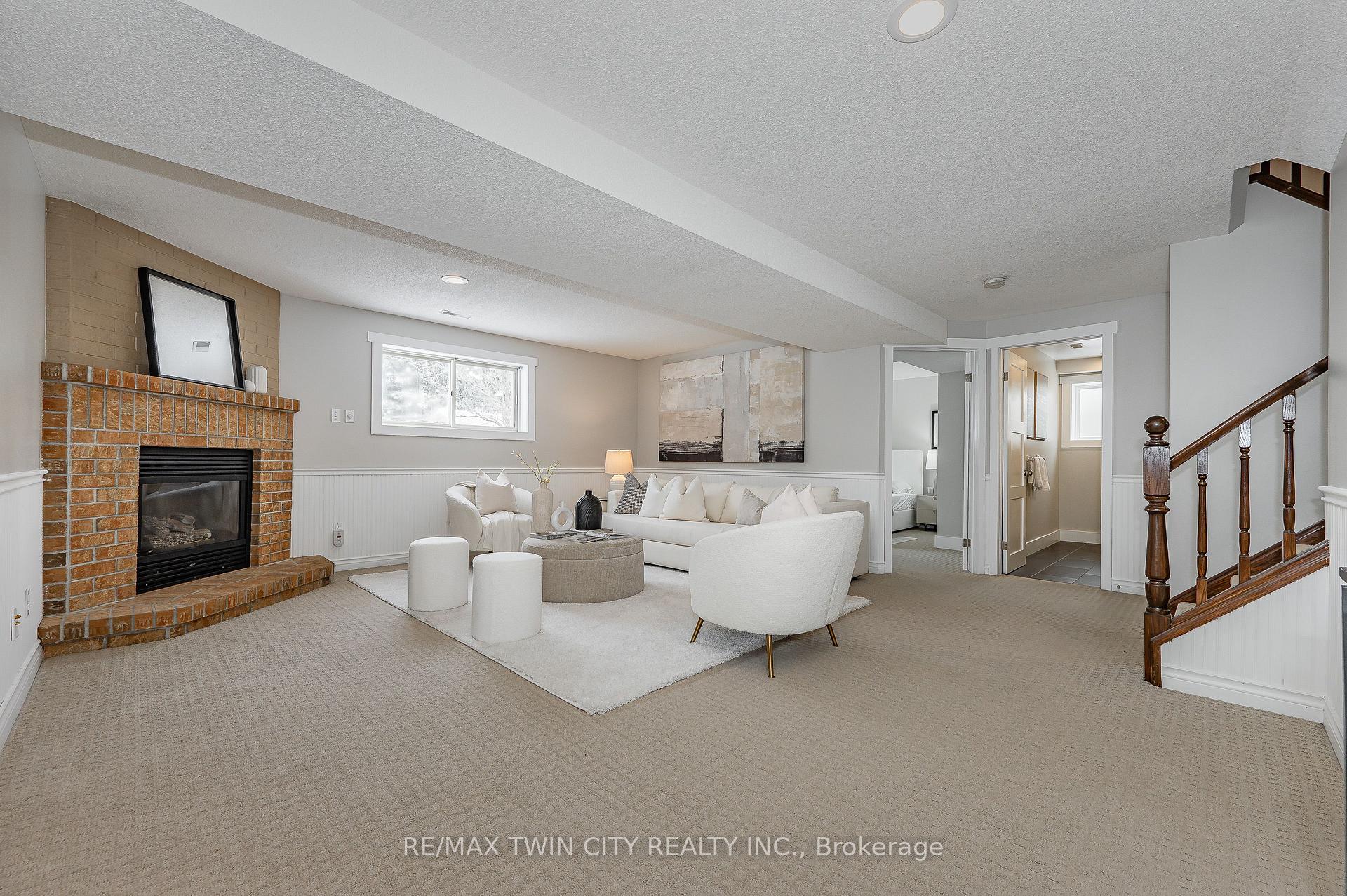Photo 27 of 428 Timbercroft Crescent, Waterloo, Laurelwood — HOMEH