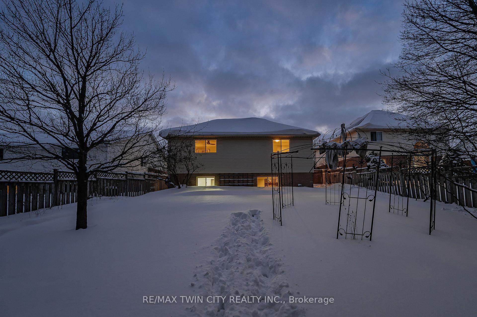 Photo 31 of 428 Timbercroft Crescent, Waterloo, Laurelwood — HOMEH