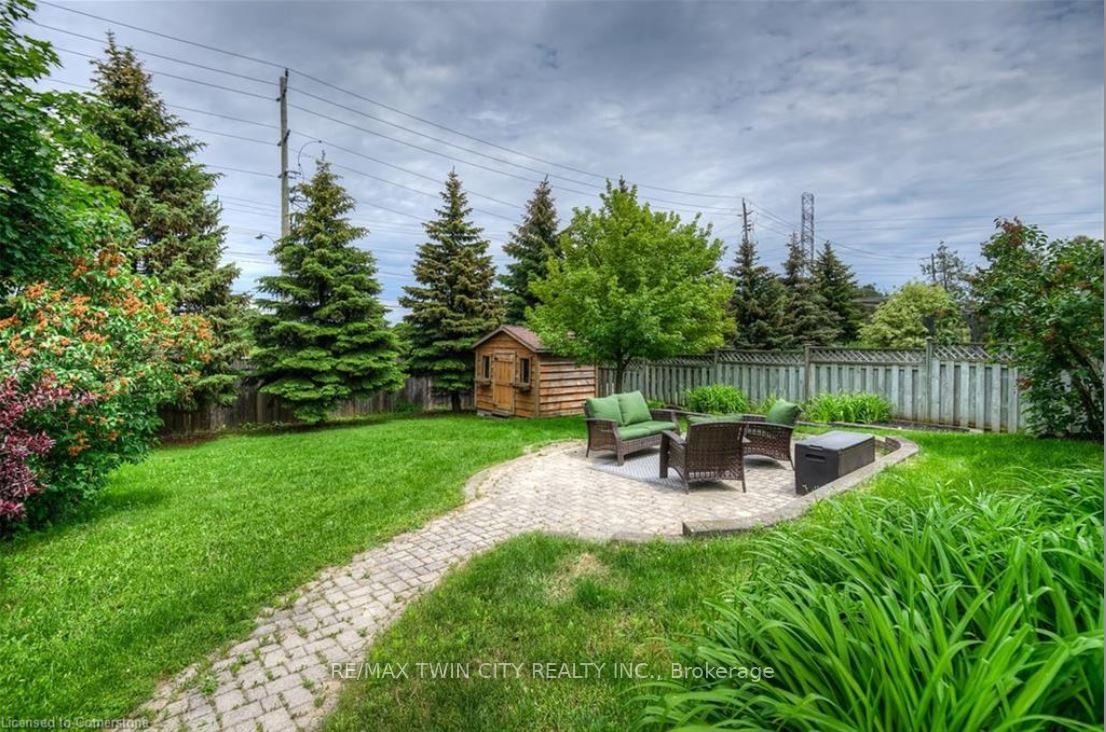 Photo 15 of 428 Timbercroft Crescent, Waterloo, Laurelwood — HOMEH