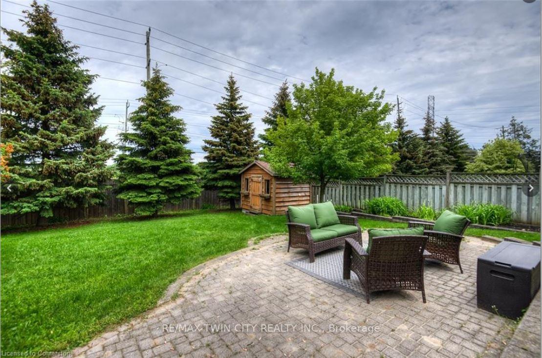 Photo 11 of 428 Timbercroft Crescent, Waterloo, Laurelwood — HOMEH
