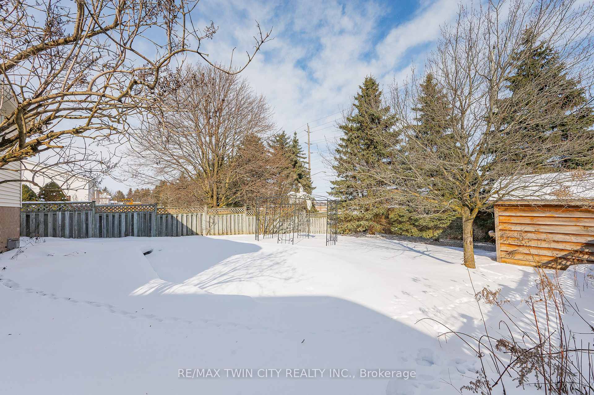 Photo 35 of 428 Timbercroft Crescent, Waterloo, Laurelwood — HOMEH