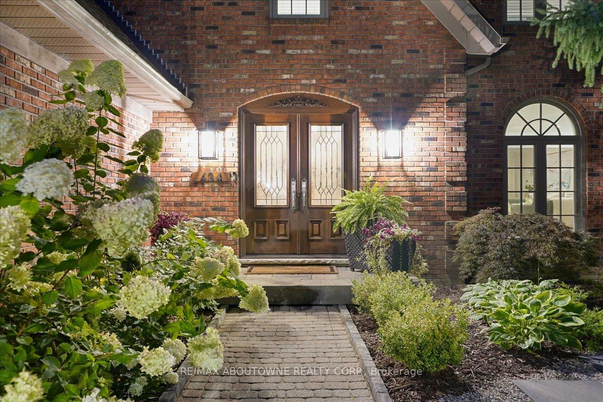 Photo 6 of 434 Golf Links Road, Hamilton, Ancaster — HOMEH