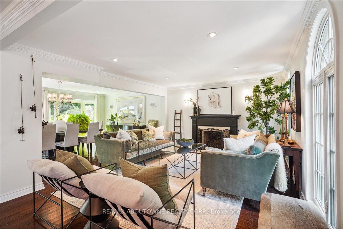 Photo 8 of 434 Golf Links Road, Hamilton, Ancaster — HOMEH