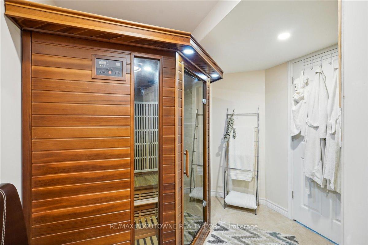 Photo 29 of 434 Golf Links Road, Hamilton, Ancaster — HOMEH