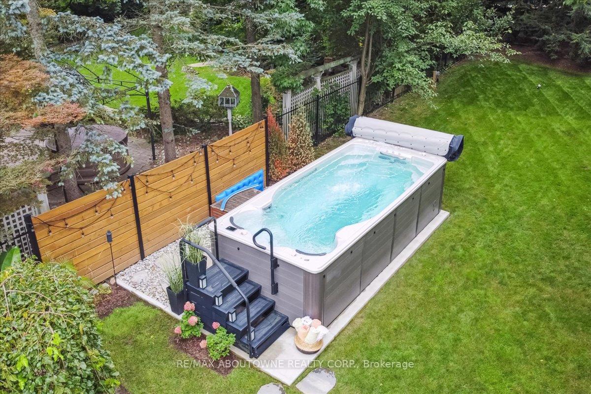 Photo 39 of 434 Golf Links Road, Hamilton, Ancaster — HOMEH