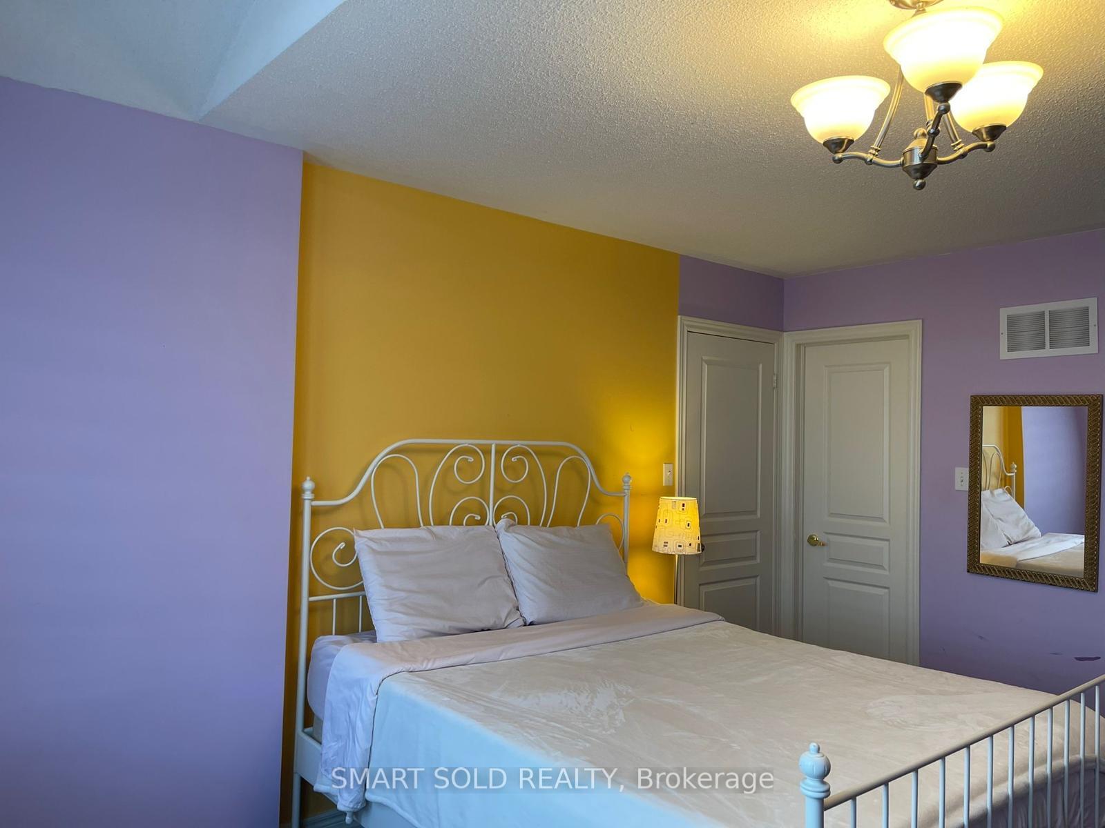 Photo 10 of 8 Berger (Main) Avenue, Markham, Box Grove — HOMEH