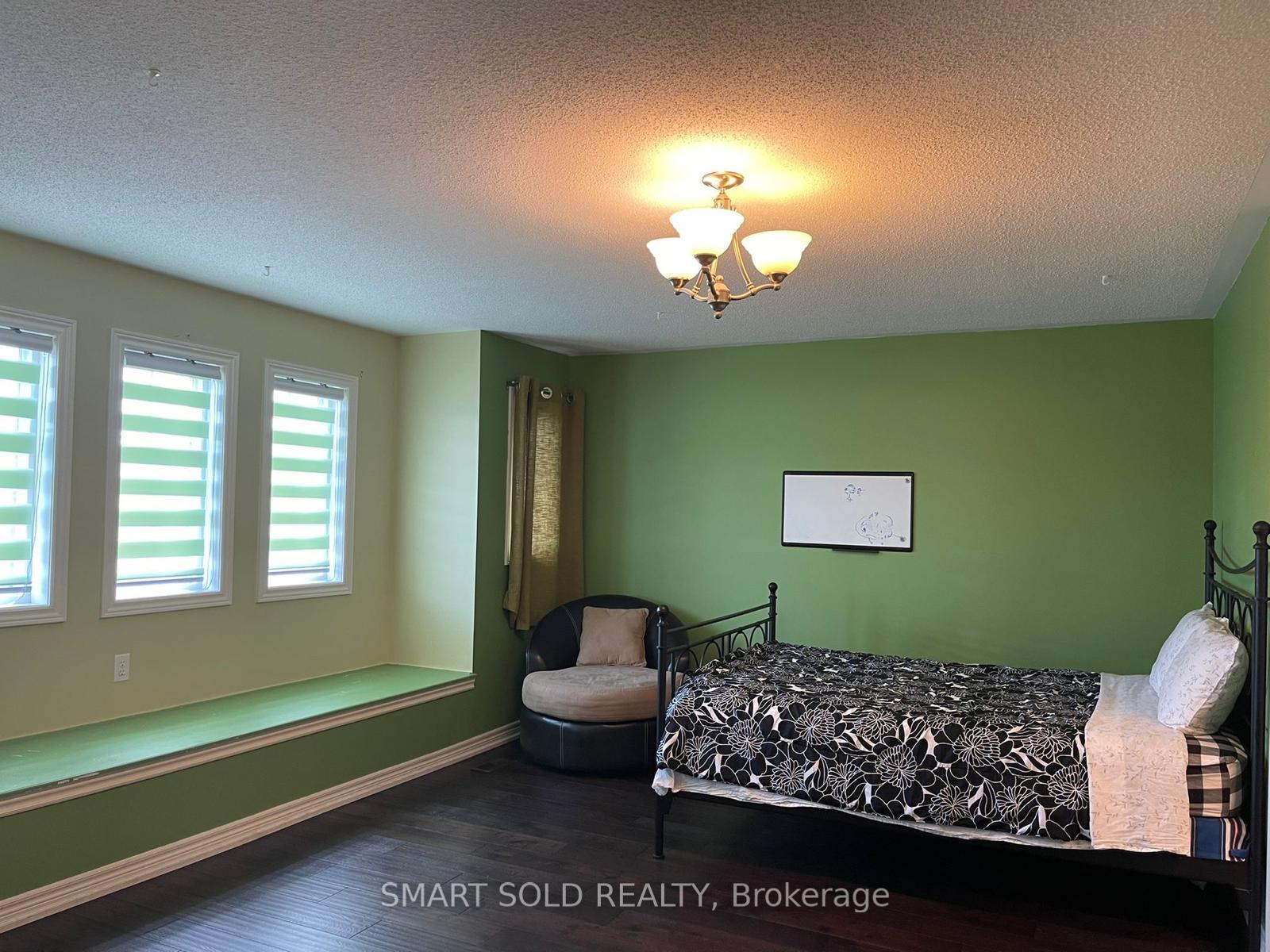 Photo 18 of 8 Berger (Main) Avenue, Markham, Box Grove — HOMEH