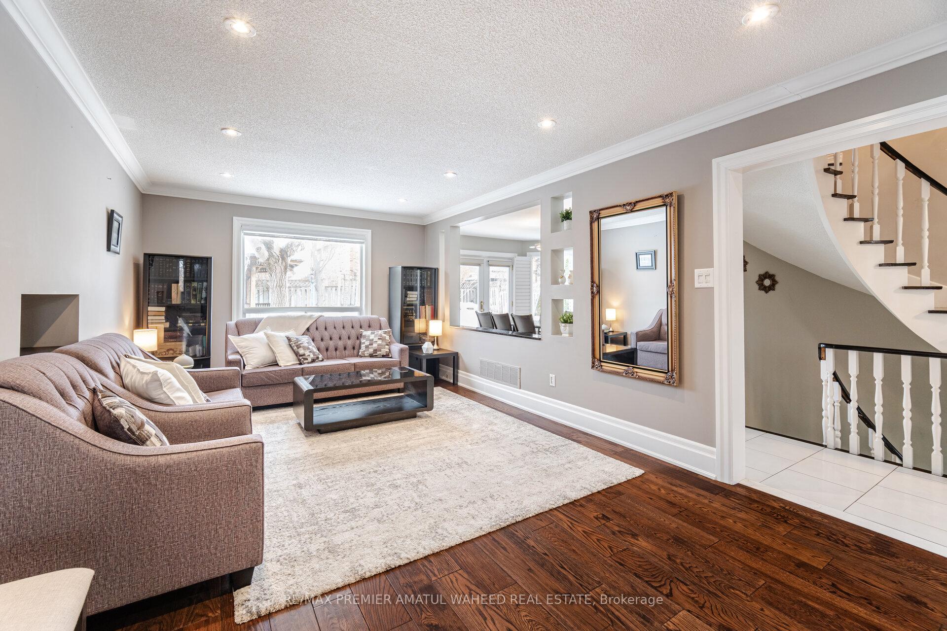 Photo 25 of 166 Killian Road, Vaughan, Maple — HOMEH