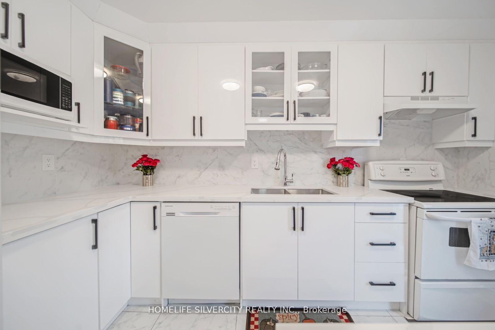 Photo 1 of 63 Olympia Crescent, Brampton, Fletcher's Meadow — HOMEH