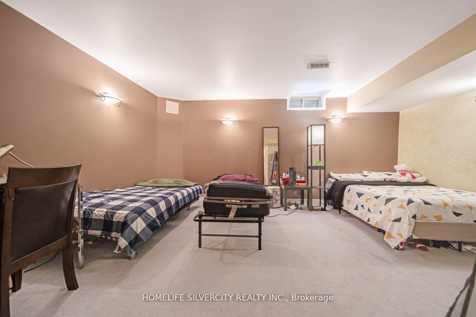 Photo 22 of 63 Olympia Crescent, Brampton, Fletcher's Meadow — HOMEH