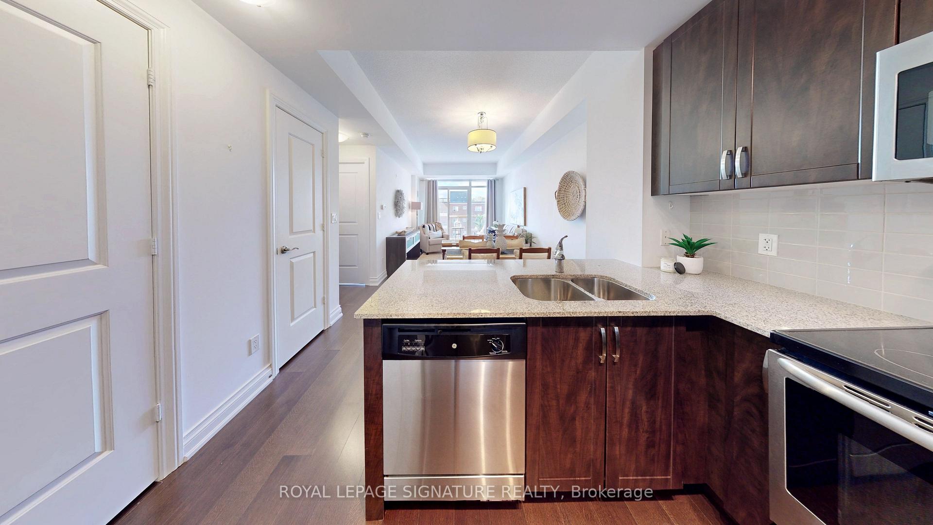 Photo 7 of Unit 304, 68 Main Street N, Markham, Old Markham Village — HOMEH