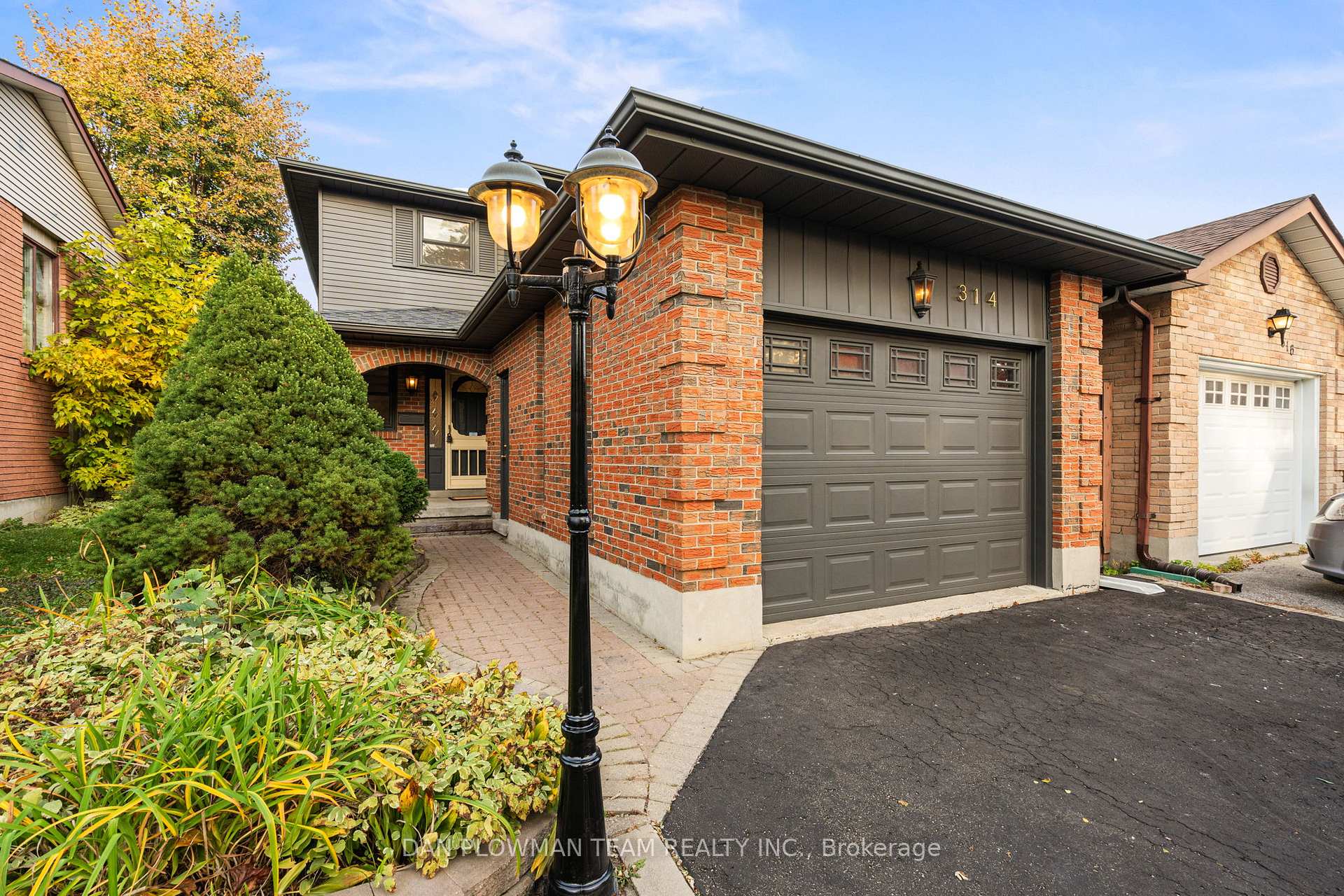 Photo 6 of 314 Dickens Drive, Oshawa, Eastdale — HOMEH