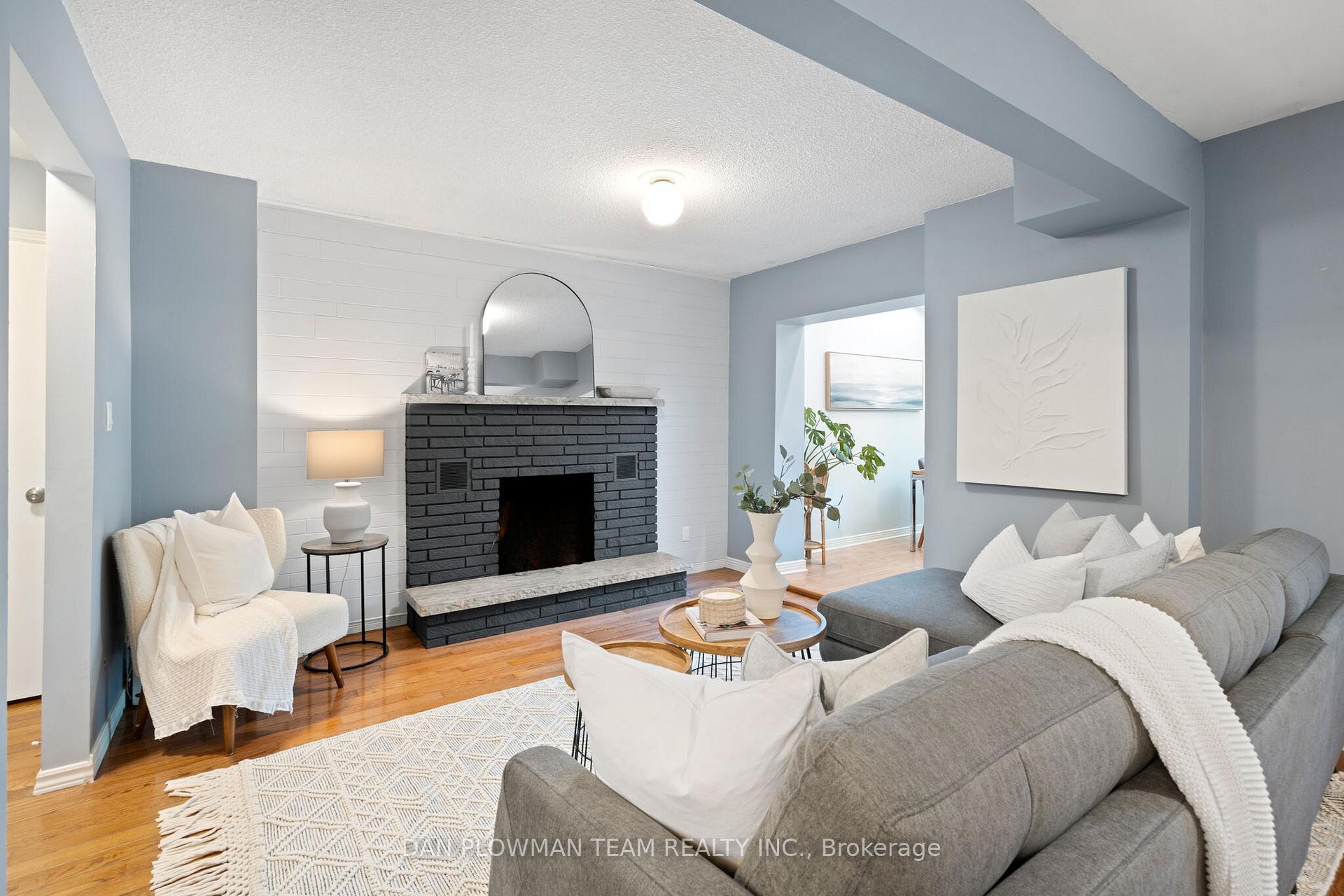 Photo 3 of 314 Dickens Drive, Oshawa, Eastdale — HOMEH