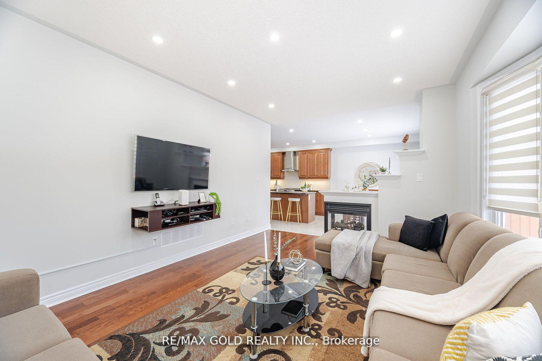 Photo 11 of 6 Addiscott Street, Brampton, Sandringham-Wellington — HOMEH