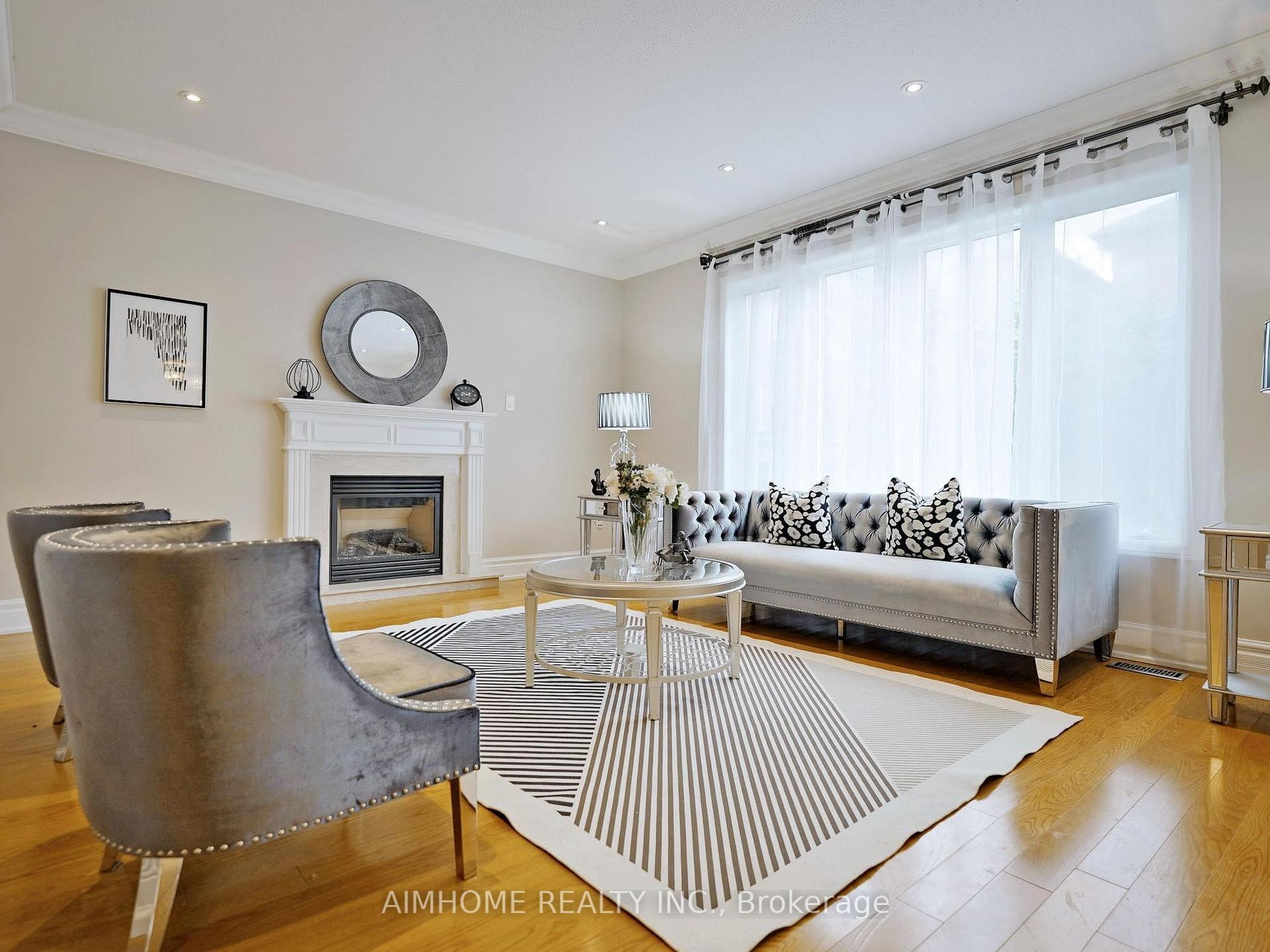 Photo 36 of 98 Ames Crescent, Aurora, Bayview Northeast — HOMEH