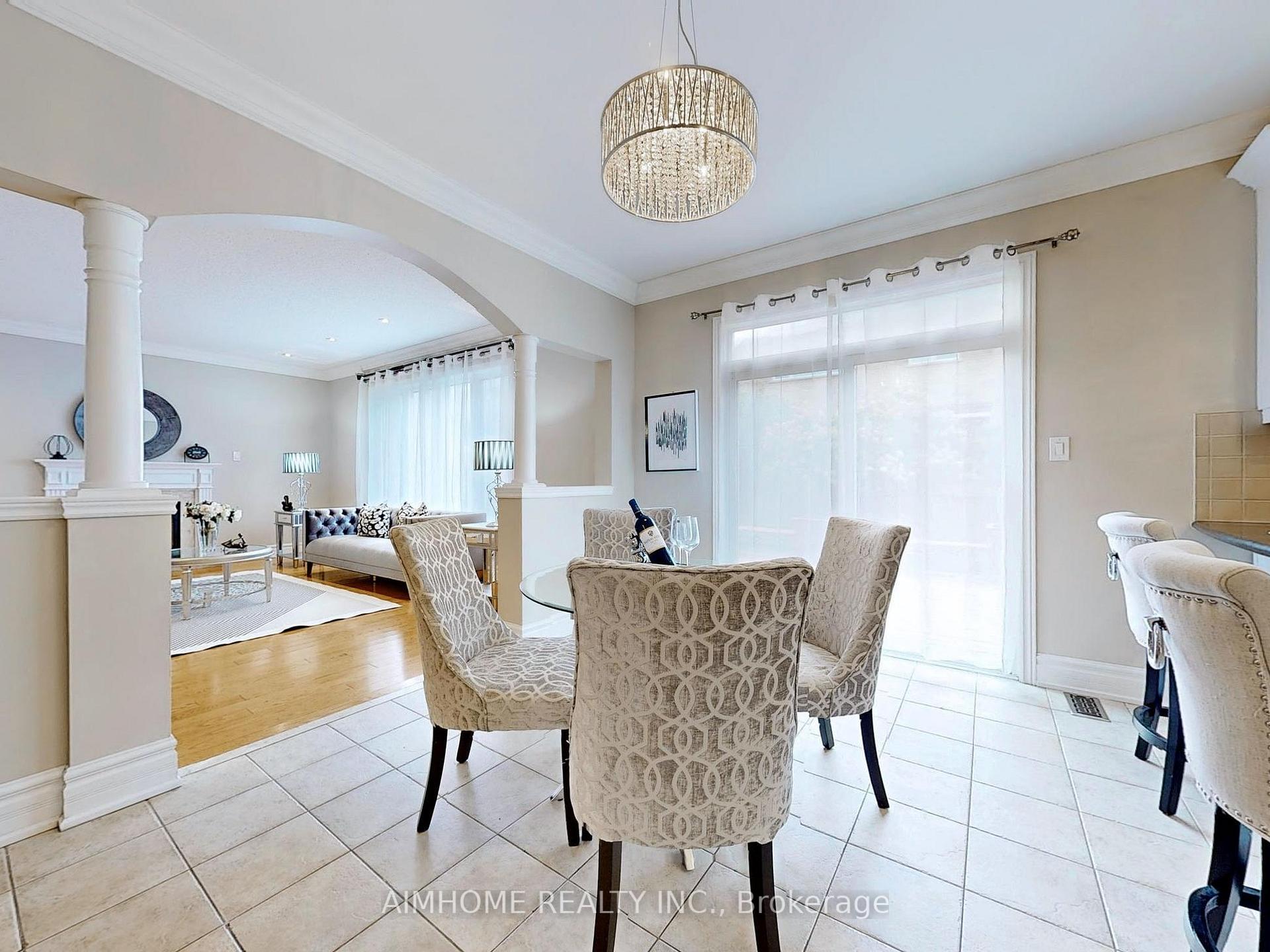 Photo 15 of 98 Ames Crescent, Aurora, Bayview Northeast — HOMEH