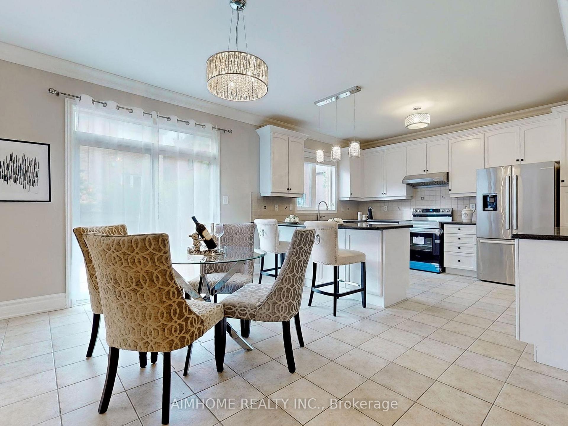 Photo 17 of 98 Ames Crescent, Aurora, Bayview Northeast — HOMEH