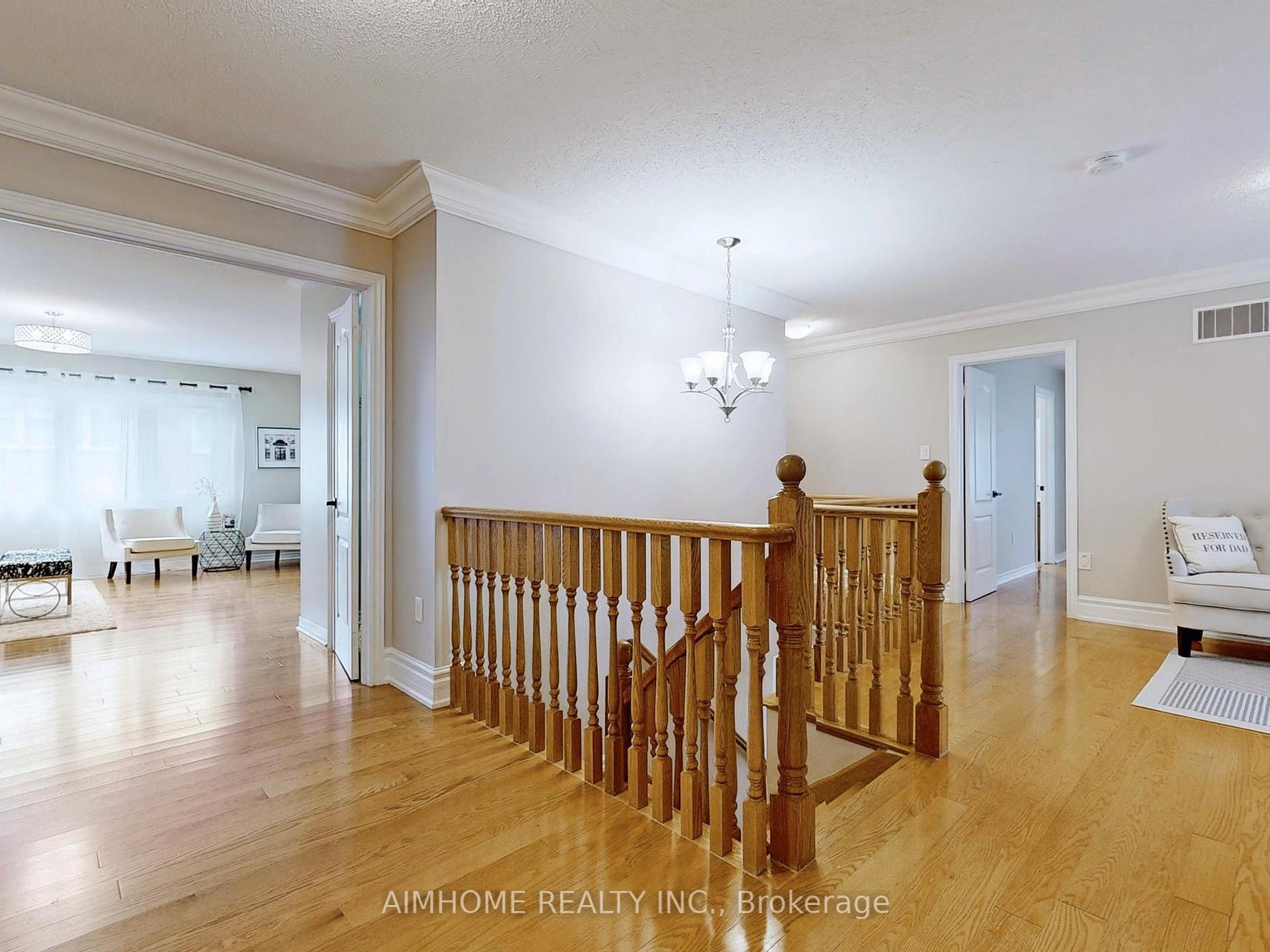 Photo 19 of 98 Ames Crescent, Aurora, Bayview Northeast — HOMEH