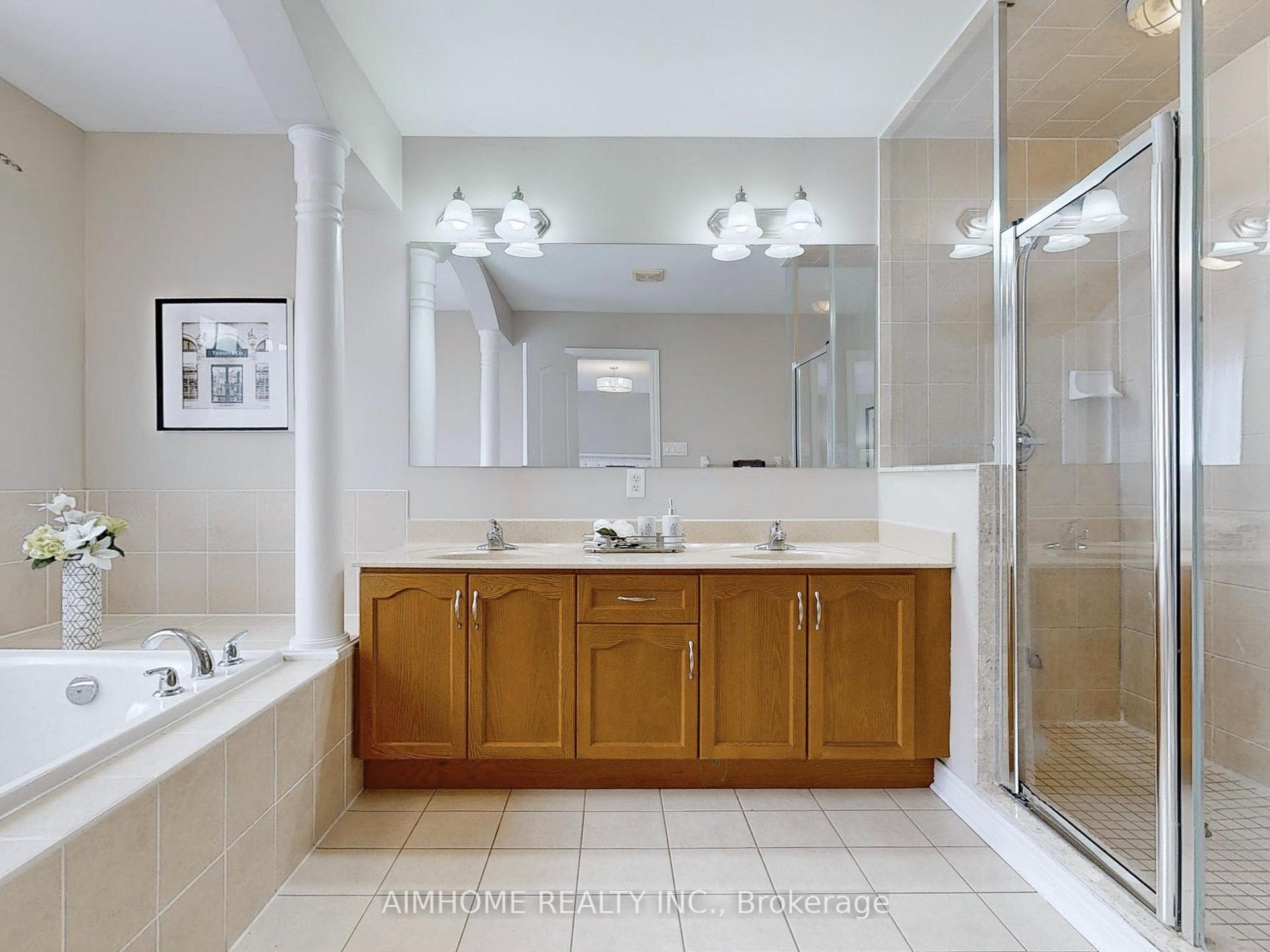 Photo 23 of 98 Ames Crescent, Aurora, Bayview Northeast — HOMEH