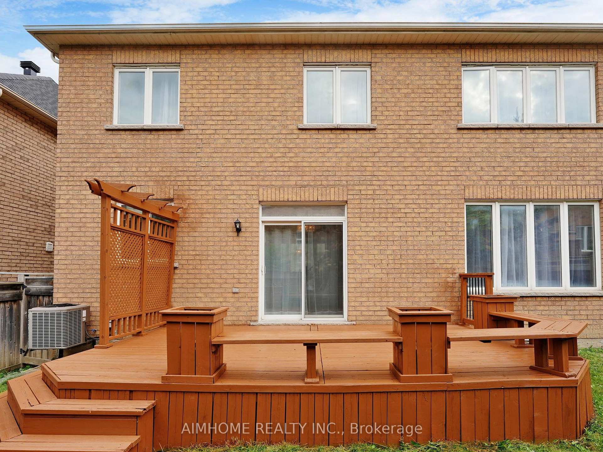 Photo 33 of 98 Ames Crescent, Aurora, Bayview Northeast — HOMEH