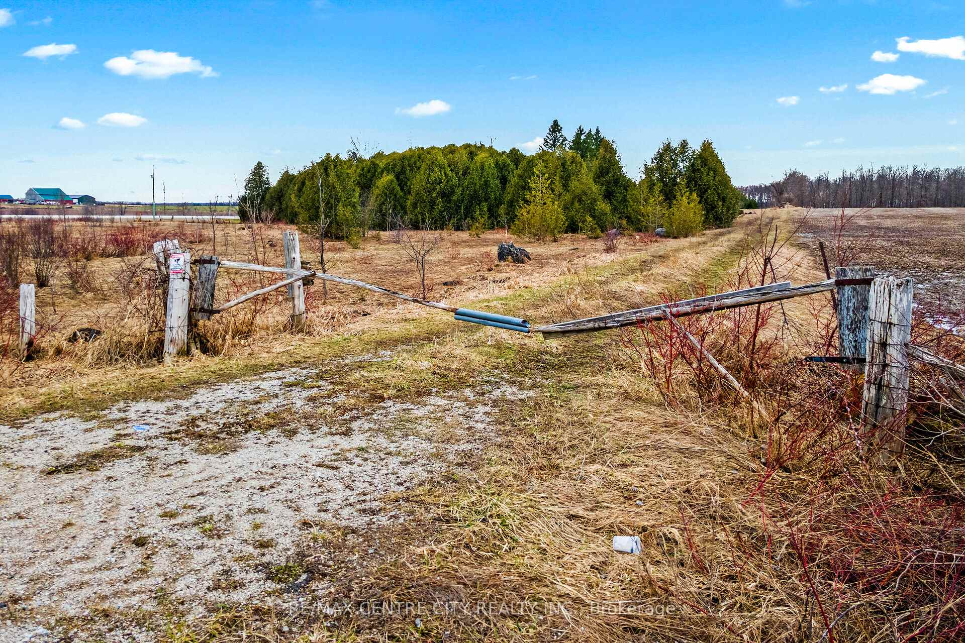 Photo 11 of 802241 Grey County 40 Road, Chatsworth — HOMEH
