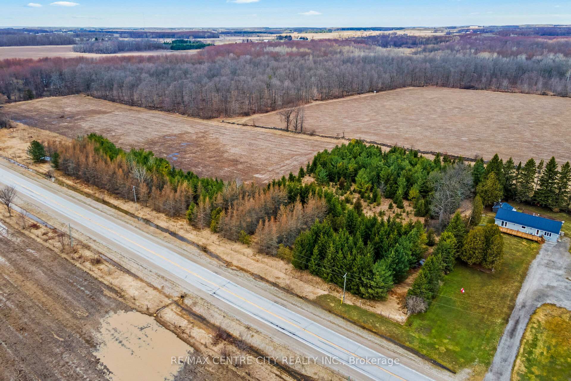 Photo 25 of 802241 Grey County 40 Road, Chatsworth — HOMEH