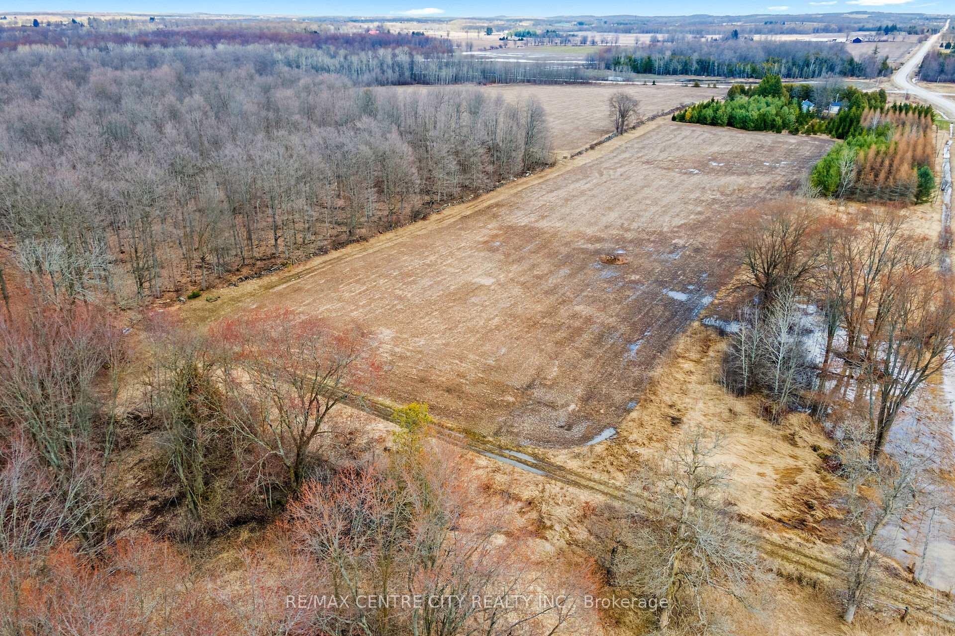 Photo 23 of 802241 Grey County 40 Road, Chatsworth — HOMEH