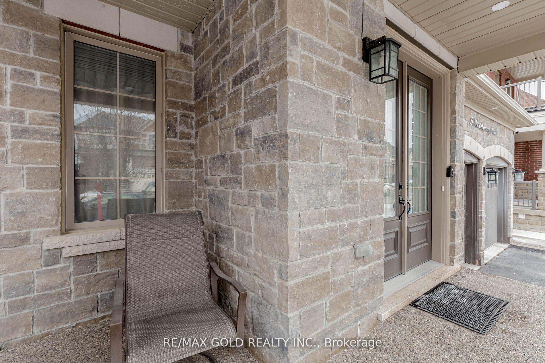 Photo 4 of 91 Goodsway Trail, Brampton, Northwest Brampton — HOMEH