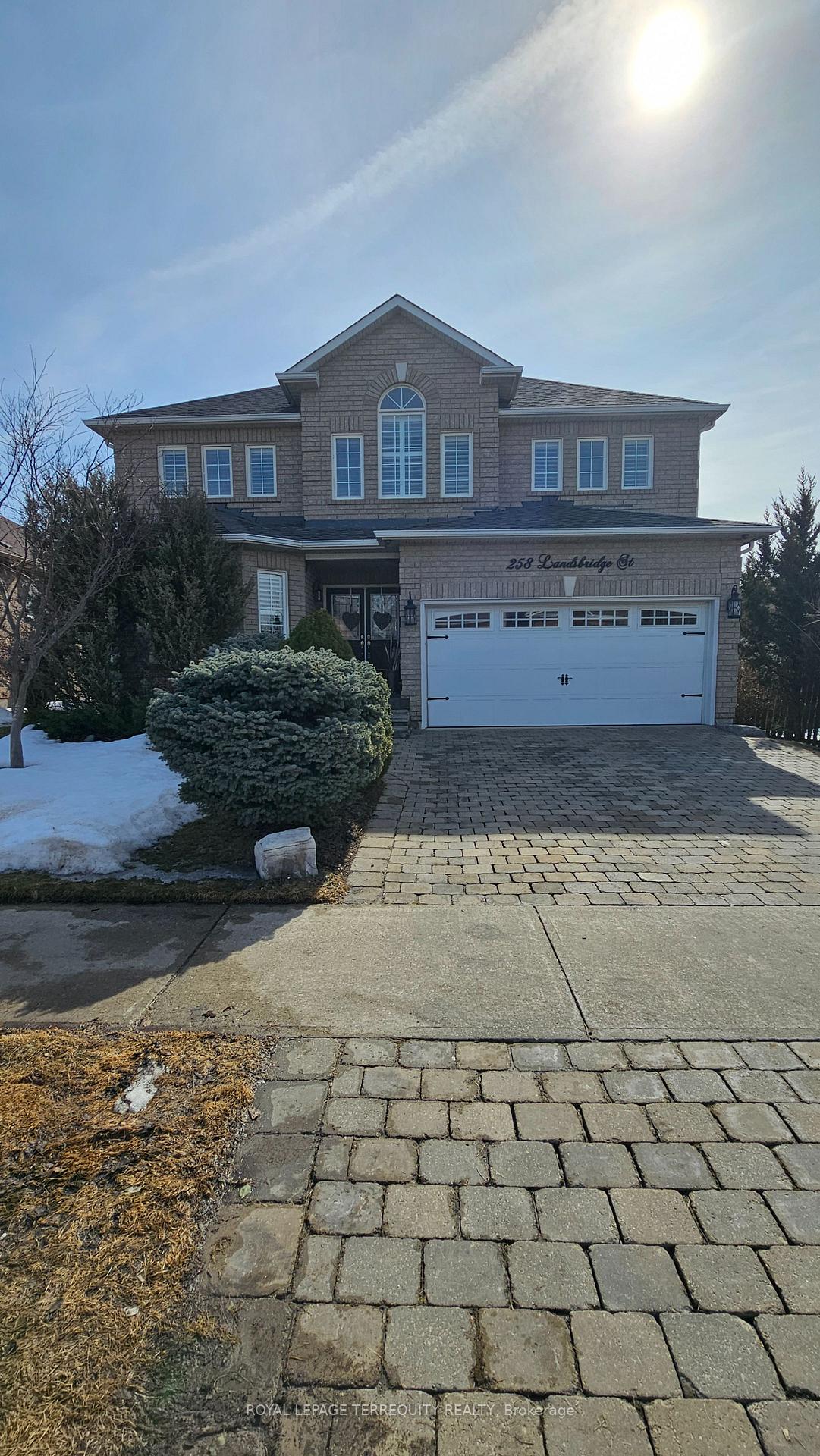 Photo 13 of 258 Landsbridge Street, Caledon, Bolton East — HOMEH
