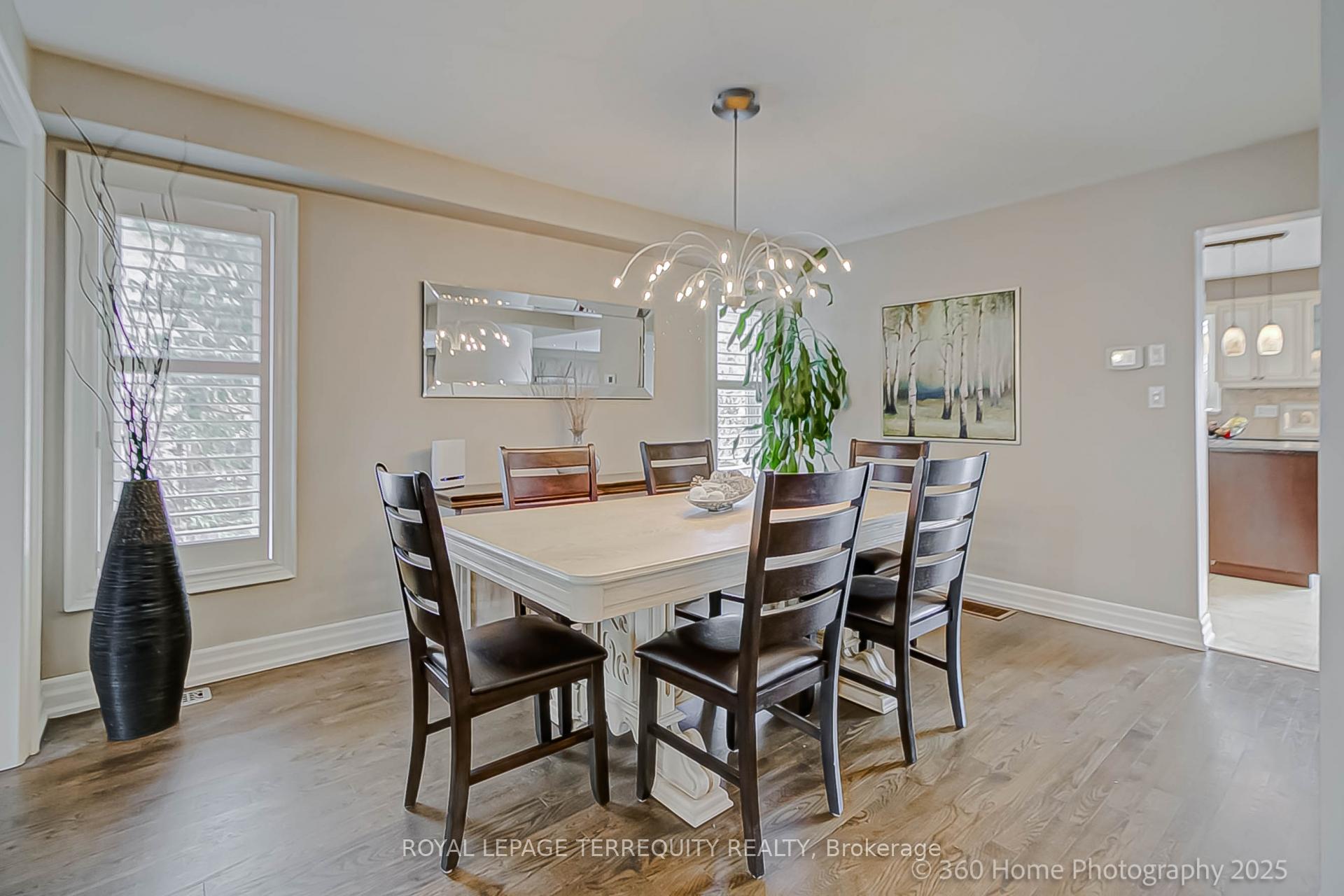 Photo 5 of 258 Landsbridge Street, Caledon, Bolton East — HOMEH
