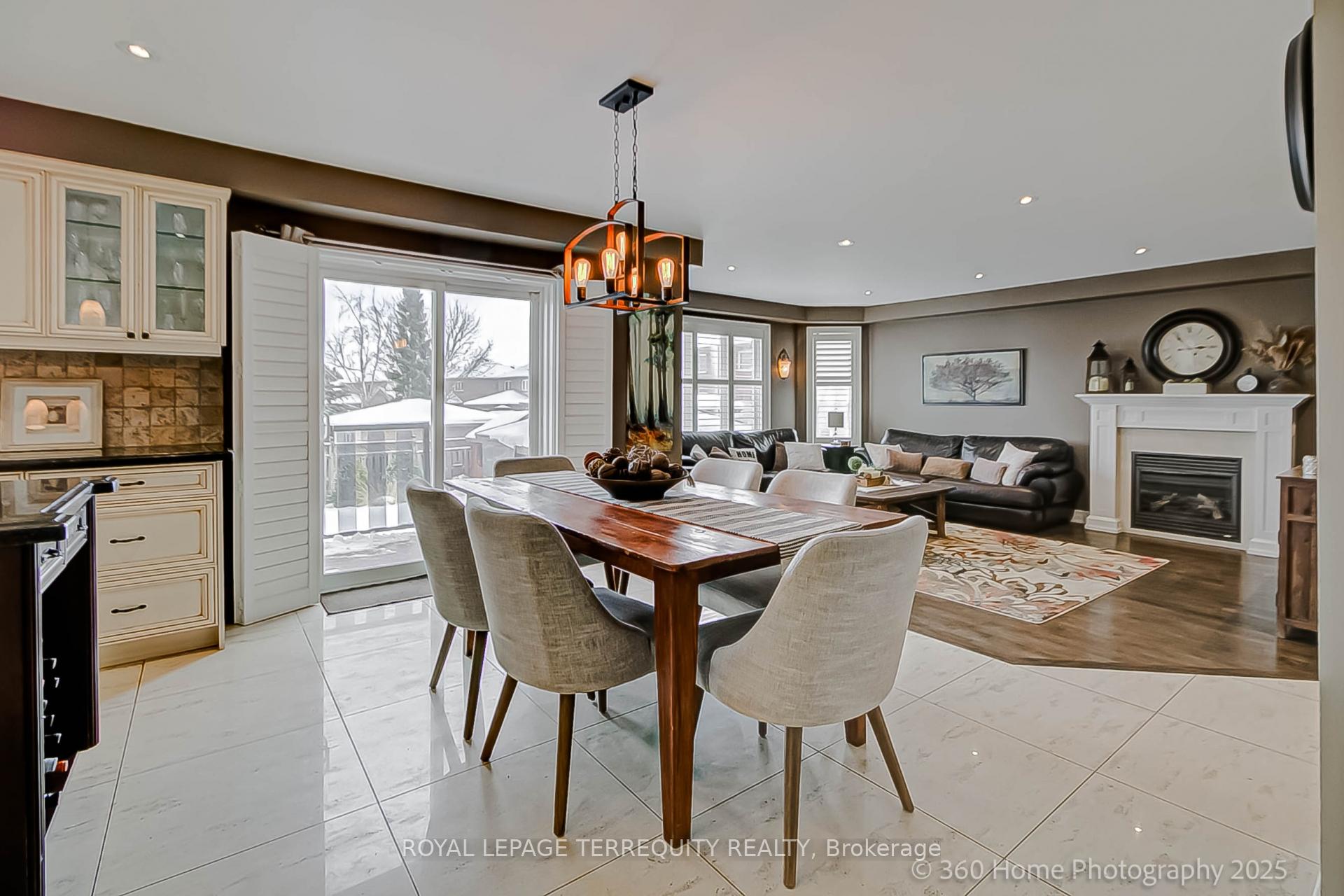 Photo 14 of 258 Landsbridge Street, Caledon, Bolton East — HOMEH