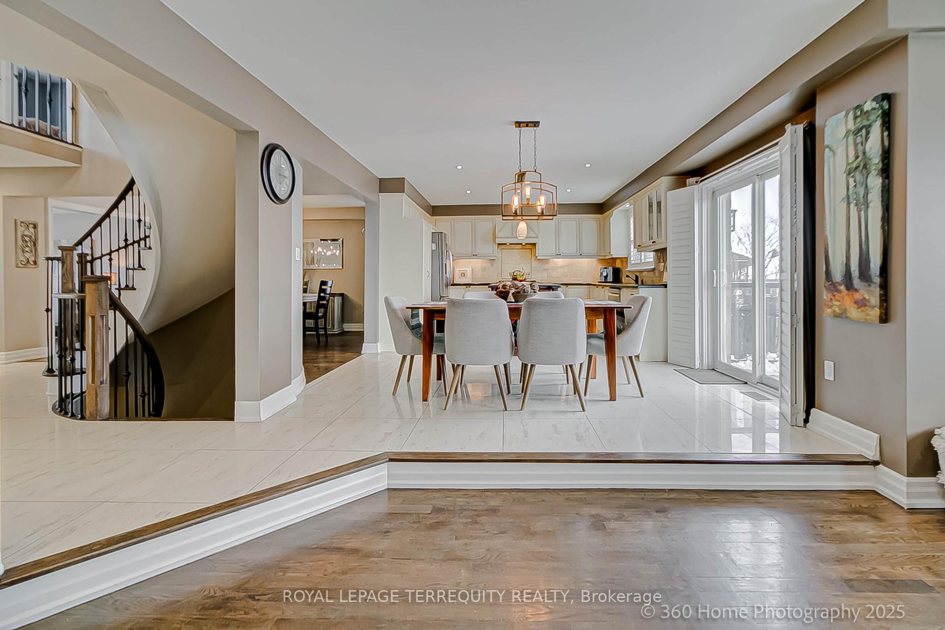 Photo 12 of 258 Landsbridge Street, Caledon, Bolton East — HOMEH