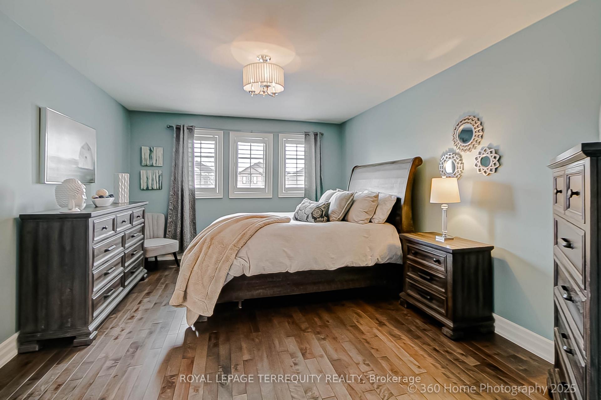 Photo 21 of 258 Landsbridge Street, Caledon, Bolton East — HOMEH