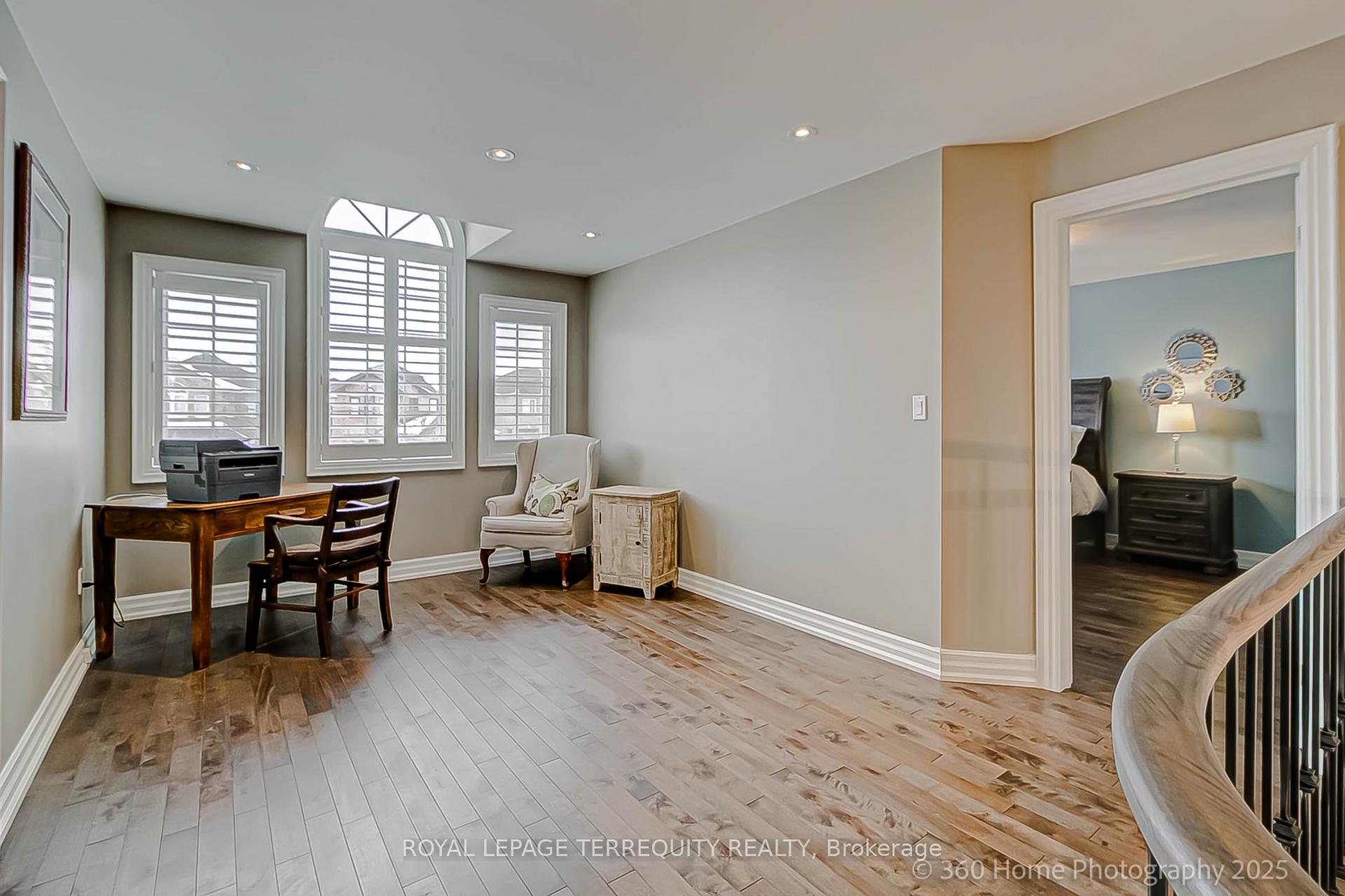 Photo 23 of 258 Landsbridge Street, Caledon, Bolton East — HOMEH