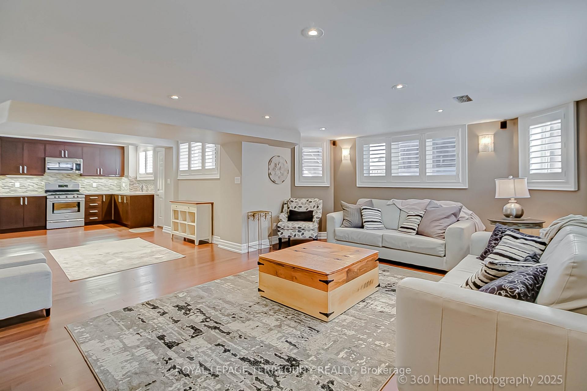 Photo 35 of 258 Landsbridge Street, Caledon, Bolton East — HOMEH