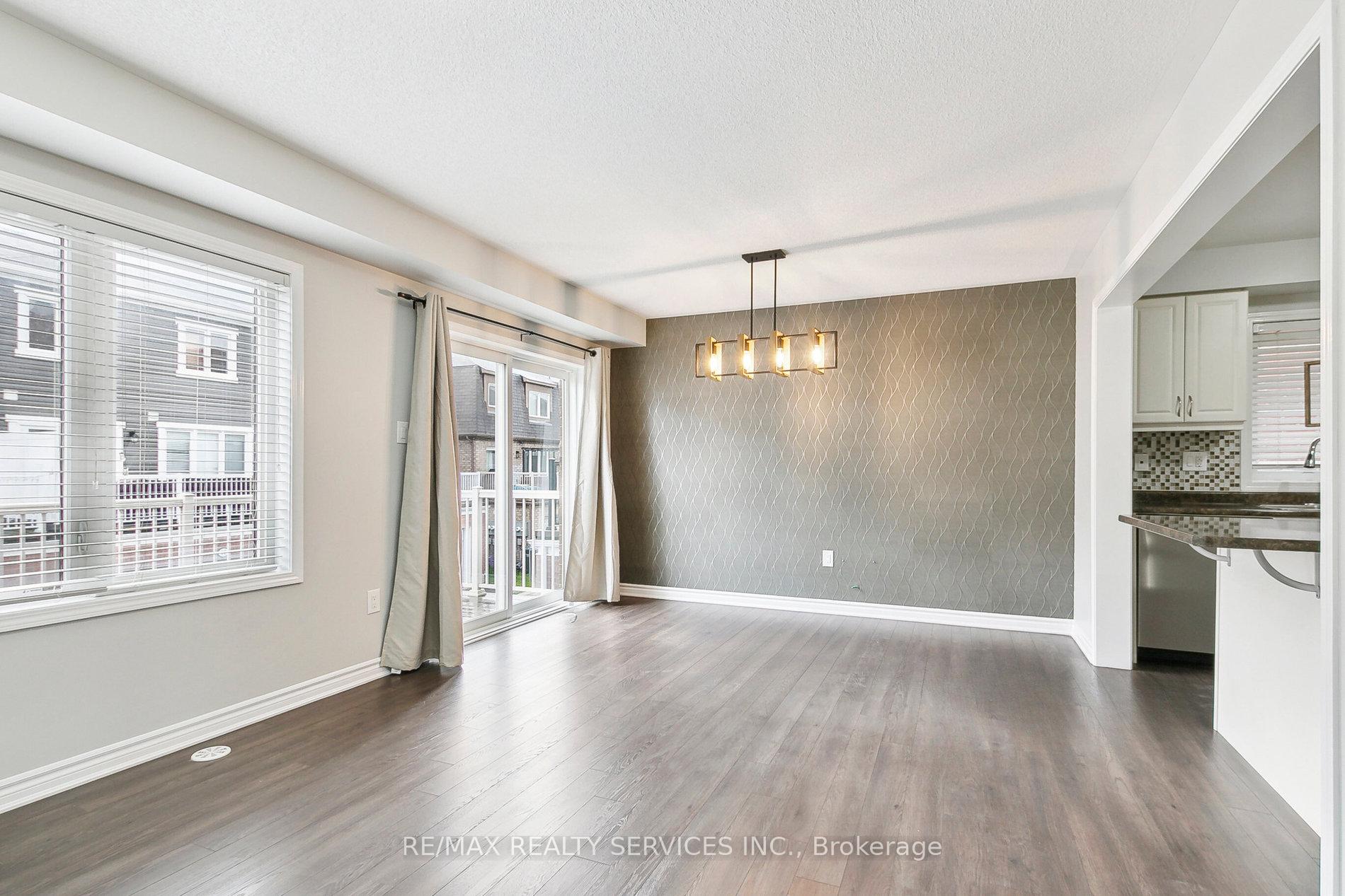 Photo 39 of 8 Toledo Lane, Brampton, Credit Valley — HOMEH