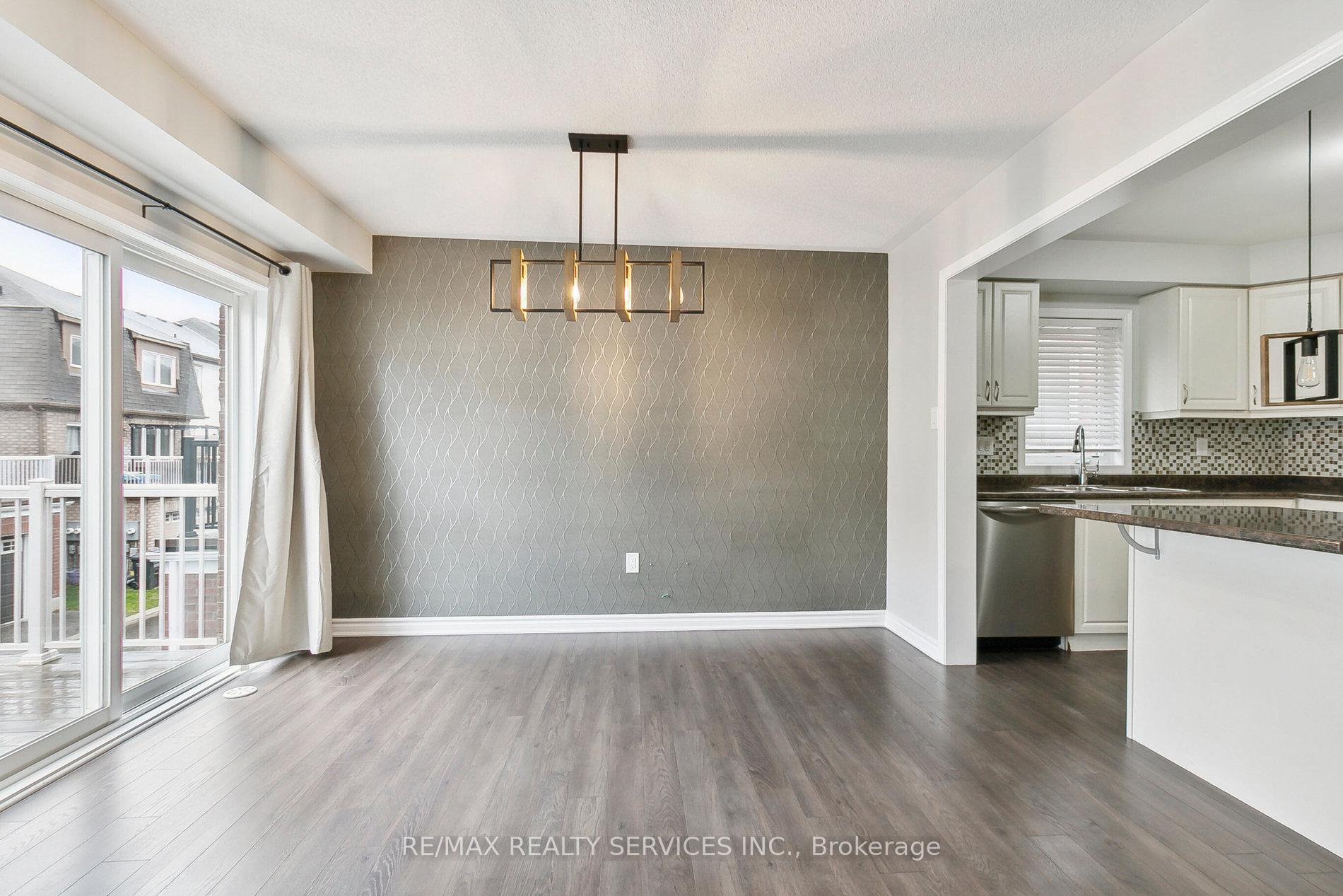 Photo 4 of 8 Toledo Lane, Brampton, Credit Valley — HOMEH
