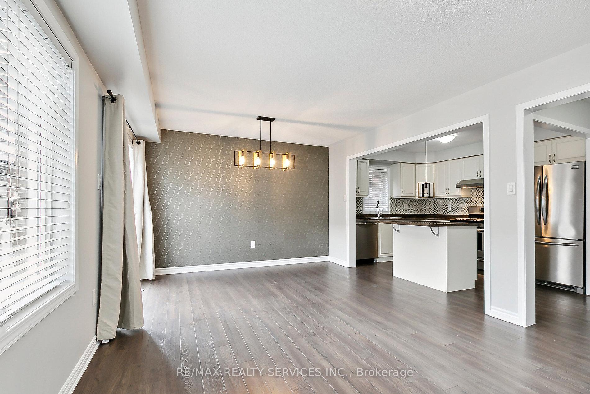 Photo 9 of 8 Toledo Lane, Brampton, Credit Valley — HOMEH