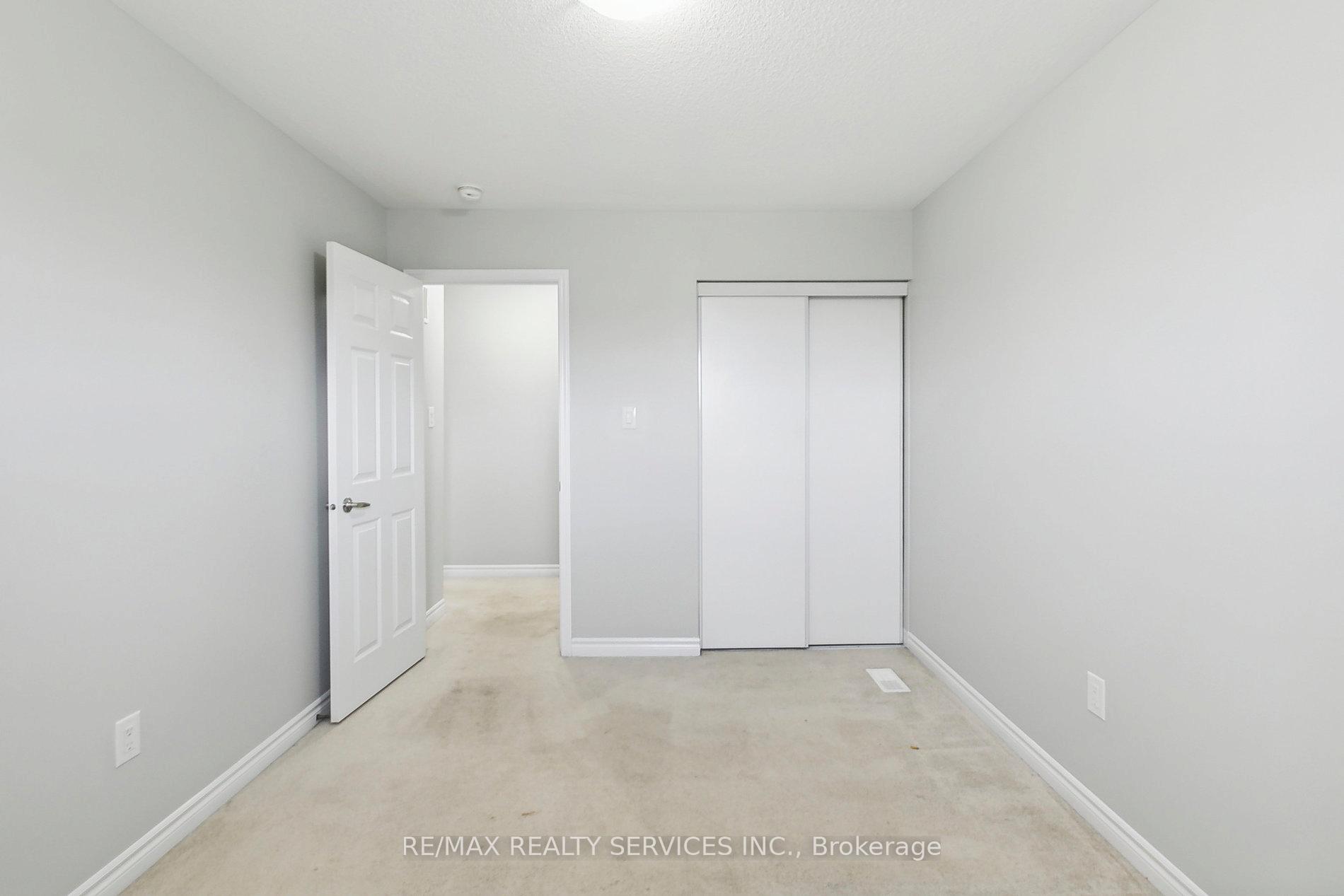 Photo 29 of 8 Toledo Lane, Brampton, Credit Valley — HOMEH