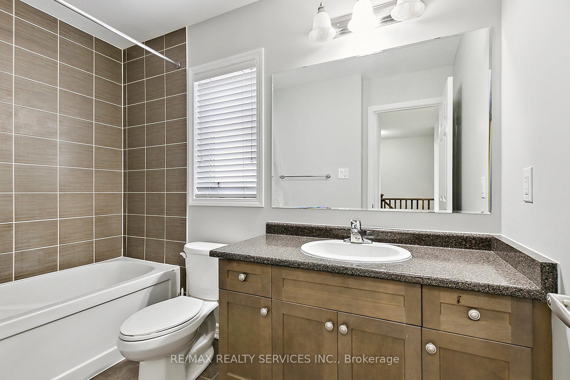 Photo 33 of 8 Toledo Lane, Brampton, Credit Valley — HOMEH