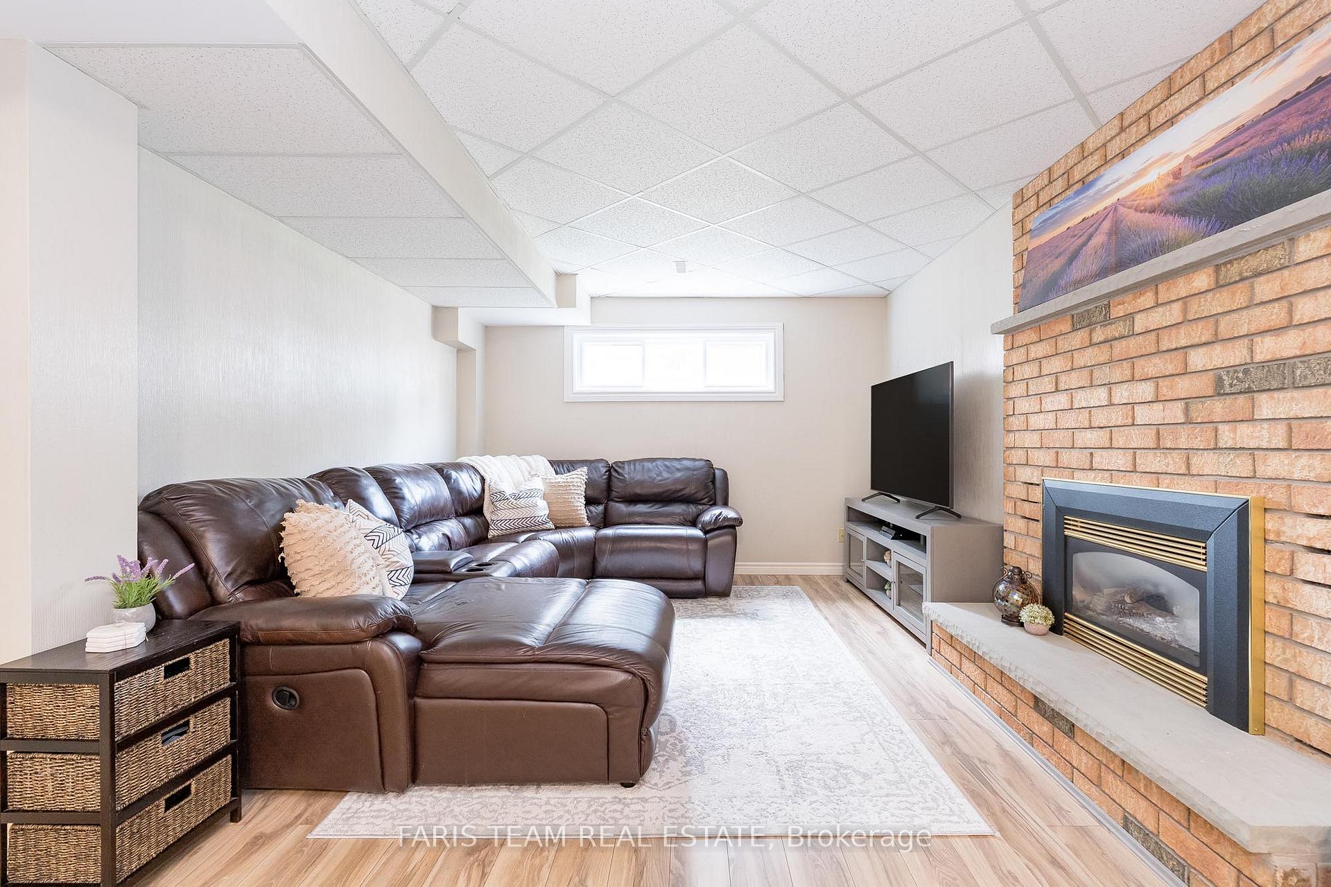 Photo 28 of 110 Chieftain Crescent, Barrie, Allandale Heights — HOMEH