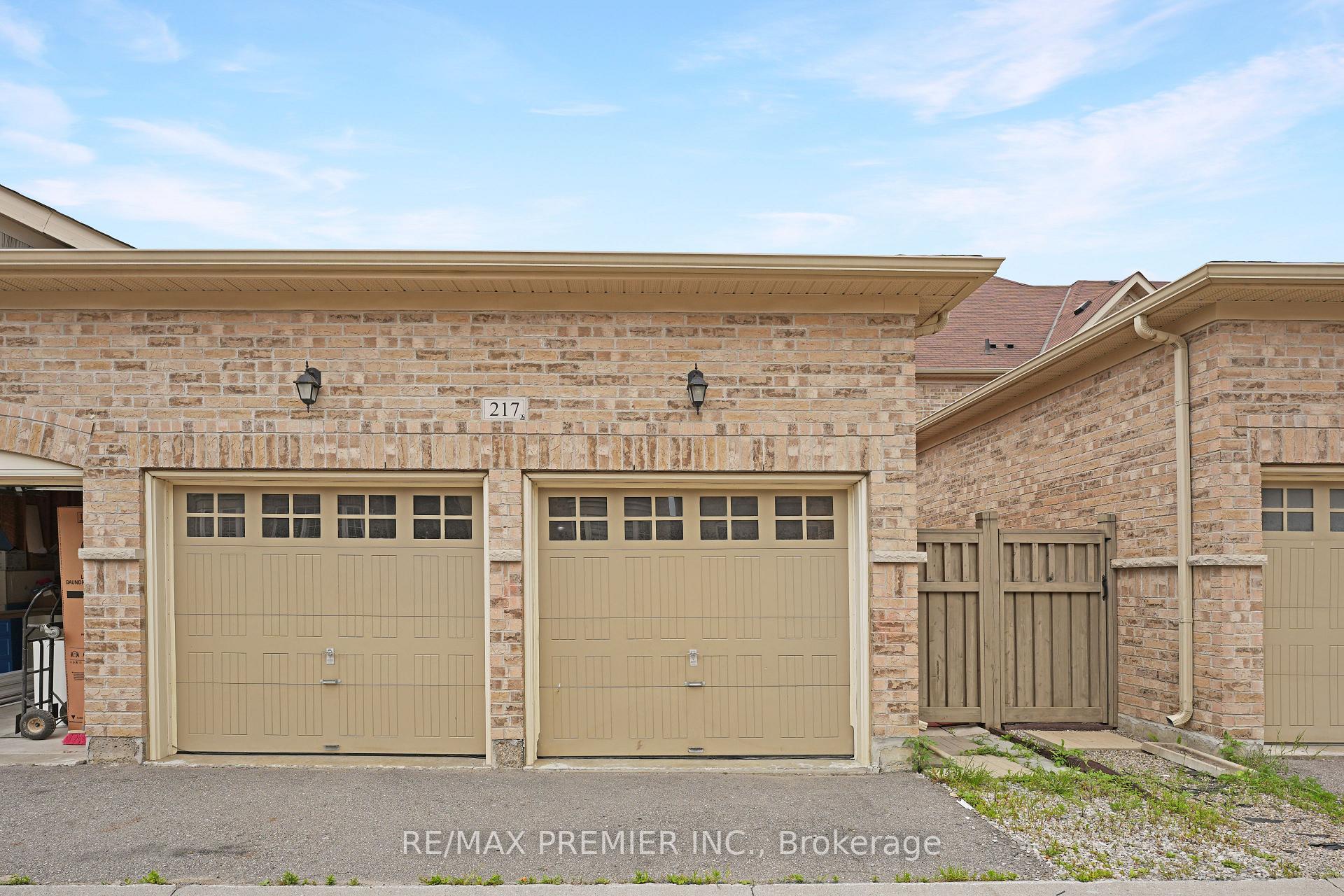 Photo 21 of 217 Barons Street, Vaughan, Kleinburg — HOMEH